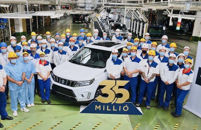 Ünnepel a Suzuki: elkészült a 3,5 milliomodik esztergomi autójuk