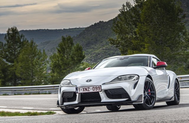 Már itthon is rendelhető a kétliteres Toyota Supra