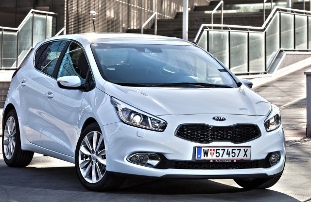 Elég a félszintetikus motorolaj, vagy legyen full szintetikus?