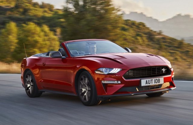 Meddig marad velünk a Mustang?