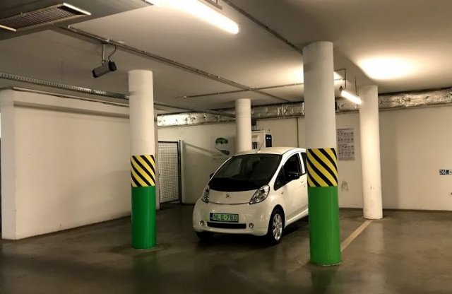 Mennyiért villanyautózhatunk ma, mibe kerül a töltés? Számoltunk