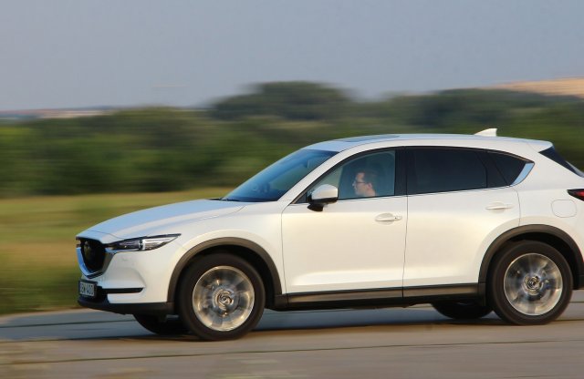 Keleti kényelem – Mazda CX-5 G194 AWD teszt
