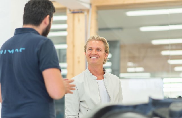 Nico Rosberg horvát hiperautója gyorsabb Forma-1-es kocsijánál