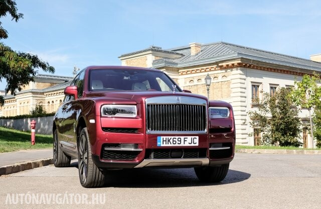 Esküszöm, tiltakoztam, de megérintett – Rolls-Royce Cullinan
