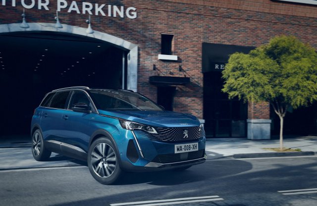 Arcot cserélt az állami támogatással kapható hétüléses Peugeot