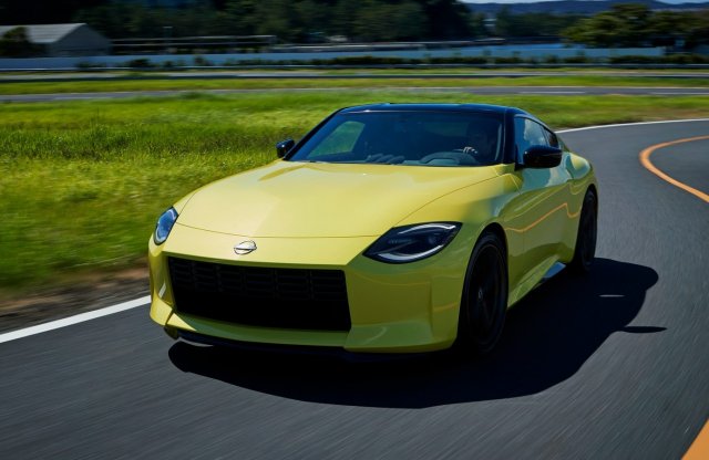 Ütős retró mixként érkezett az új Nissan Z sportkocsi