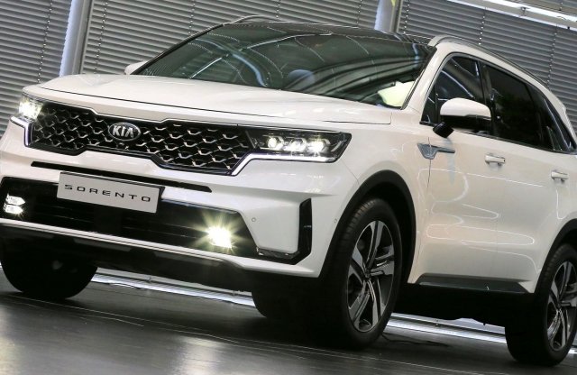 Mutatjuk az új, óriás Kia SUV hazai árait