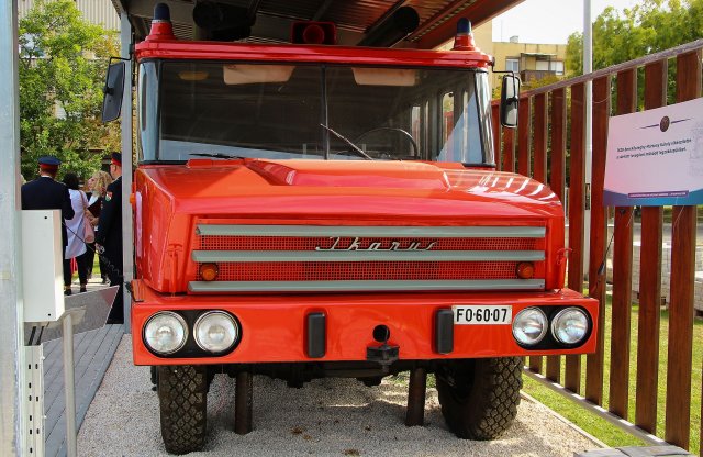 Láttál már Ikarus tűzoltóautót? Újpesten találkozhatsz vele!