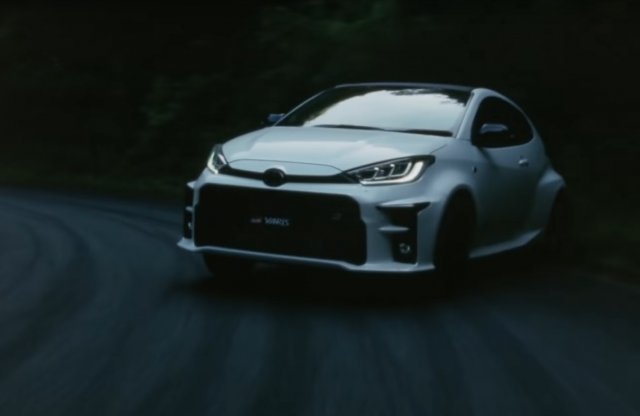 Most láthatod keresztbe-kasul az új GR Yarist