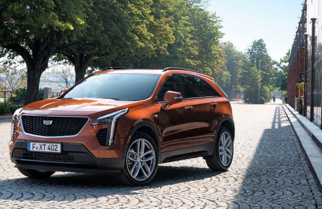 A siralmas eladások ellenére Európába jön a Cadillac XT4