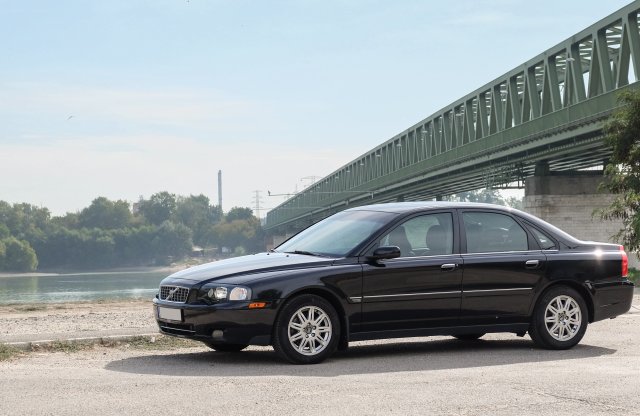 Turbós kézi váltós repülő szőnyeg- Volvo S80, 2005