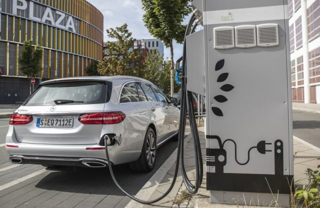 Mégsem elég zöldek a hibridek?