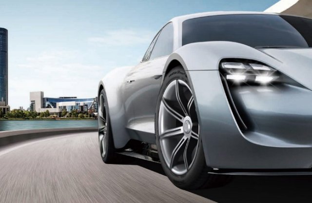 A Porschénak már gyárt, a Formula E-nek beszállít majd a Hankook