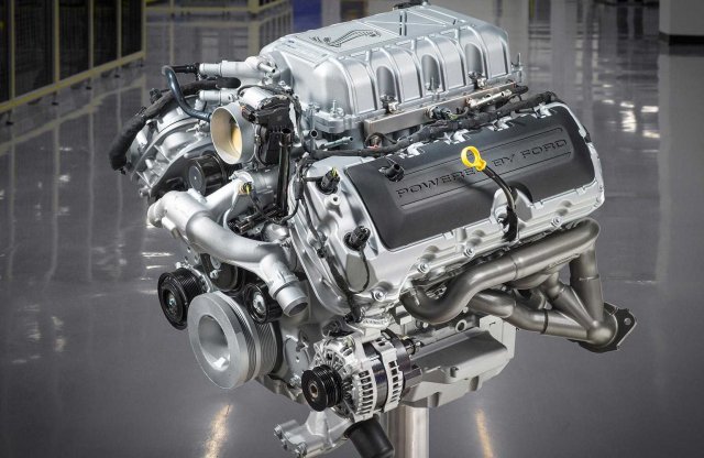 Dobozban is hazavihető a Shelby GT500 motorja