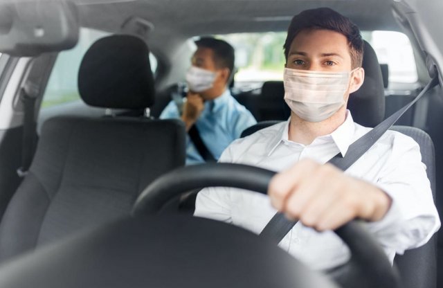 Hogyan autózzunk koronavírus idején? Tanácsok az ORFK OBB-től