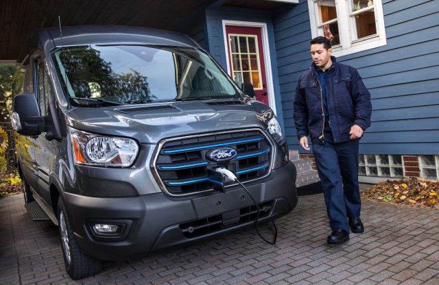 Erőt és hatótávot is bőven hoz a Ford E-Transit