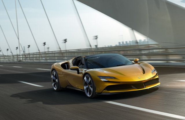 Megérkezett a Ferrari eddigi legerősebb roadstere