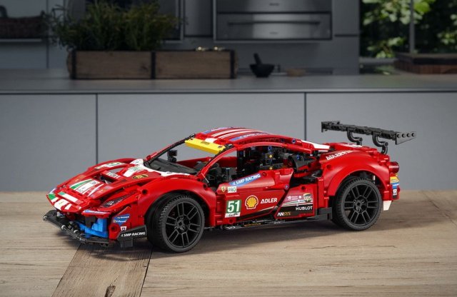 Érkezik a LEGO Technic történetének első Ferrarija