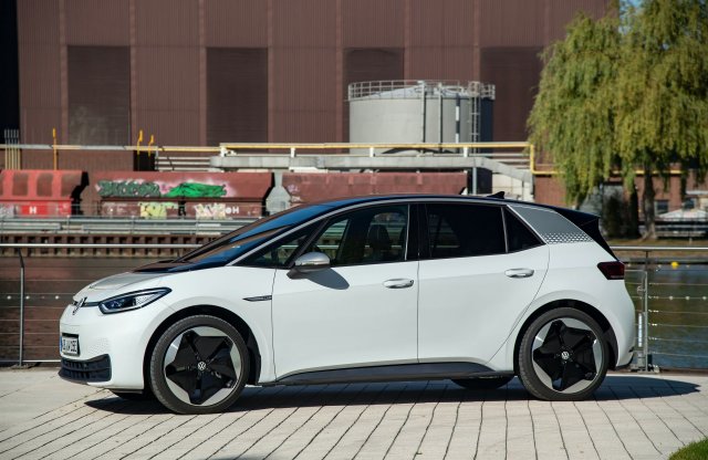 Az ID.3 az októberi elektromos autó eladások élén Európában