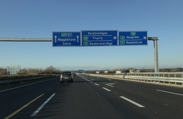 Drágábbak lesznek az autópályamatricák jövőre