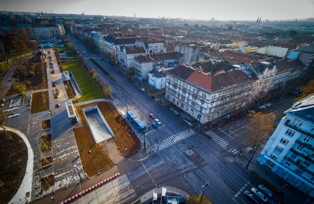 800 férőhelyes garázs nyílt a Városliget szélén