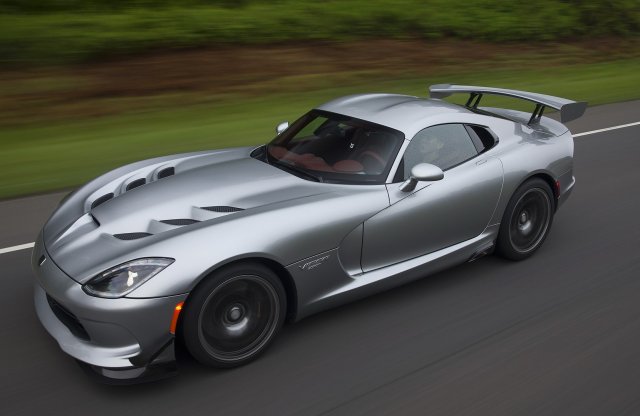 20%-kal kevesebb Vipert adtak el tavaly, mint 2019-ben