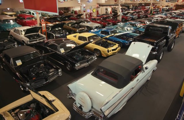 Kalapács alá kerül az amerikai Muscle Car múzeum gyűjteménye