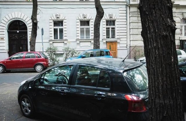 Még egy hónapig biztosan ingyen parkolhatunk