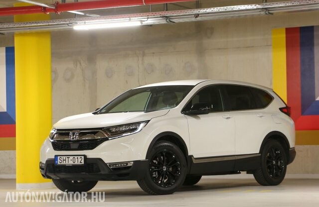 Nevével lett sportosabb: Honda CR-V 2.0 i-MMD Hybrid Sport Line