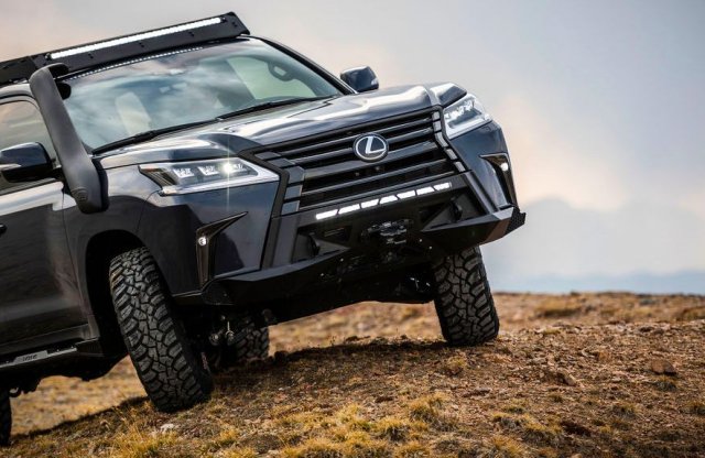 A Lexus is beszállhat a prémium off-roaderek szegmensébe