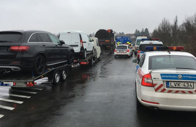 Milliós bírságot kapott egy horrorkaraván sofőrje