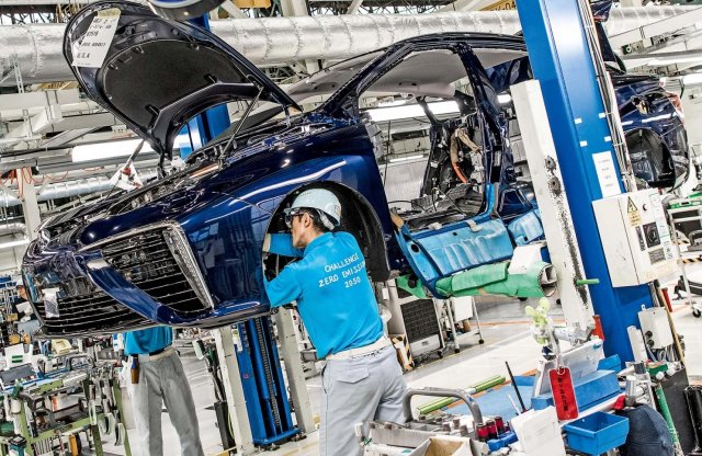 Jó arc kártyát húzott a Toyota: munkanélkülieknek adott munkát