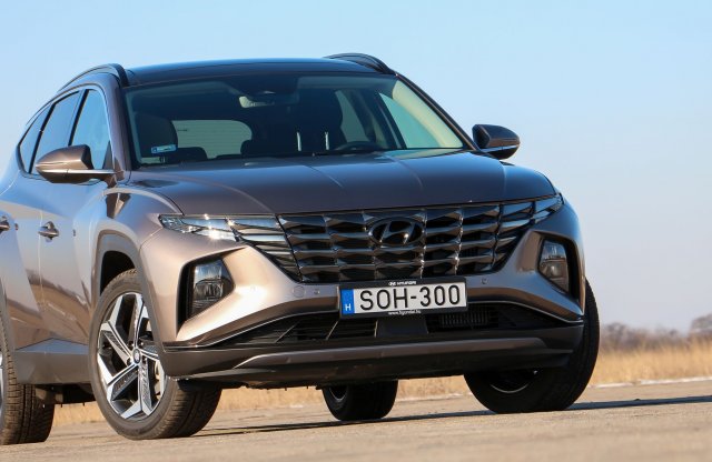 Ha erőt akarsz, Tucsonból ma már hibridet kell vegyél!