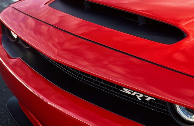 Beszántják a Dodge sportrészlegét, az SRT-t!
