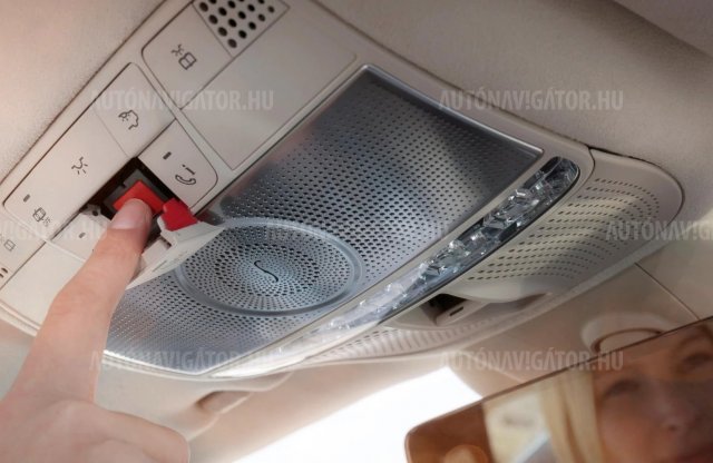 Szervizlátogatás nélküli visszahívás  a Mercedes-Benznél