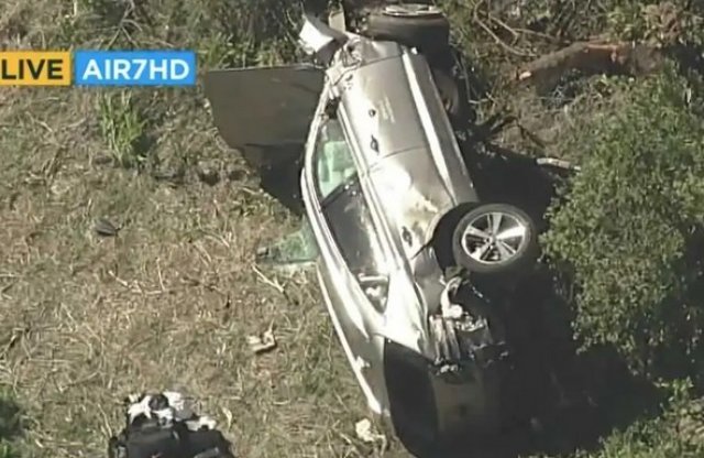 Egy Genesis volánja mögött borult fel a golflegenda