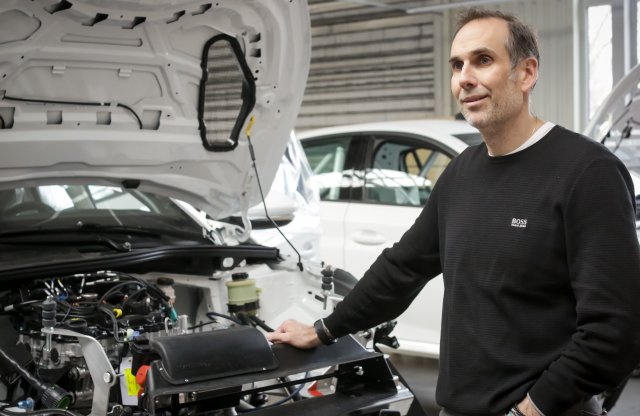 Magyar vállalkozást választott a Peugeot raliautóinak gyártására