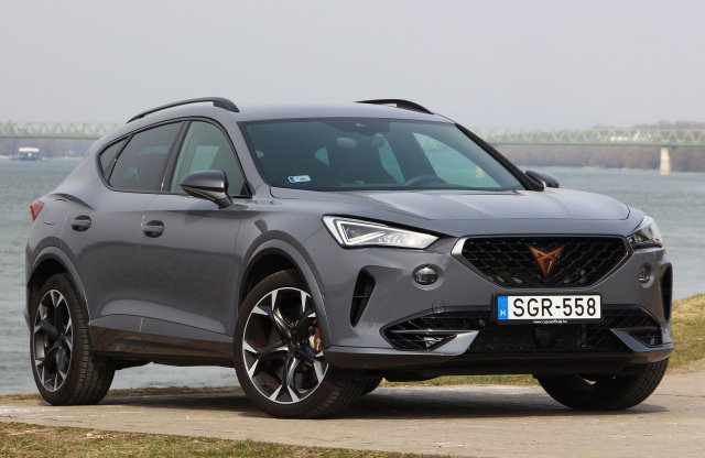 Életre kel a feneked alatt! - CUPRA Formentor VZ 2.0 TSI teszt