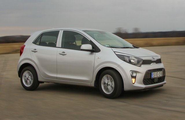 Kicsi kocsi bumm-bumm százzal tép: Kia Picanto automata teszt