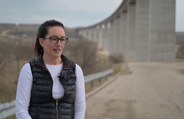 Hanák Tímea, Európa első női hídmestere videón mesél munkájáról