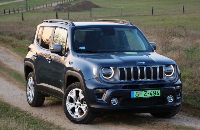 Így van értelme! – Jeep Renegade 4xe Limited teszt