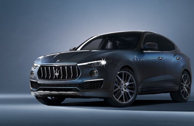 Már hibrid SUV-ja is van a Maseratinak