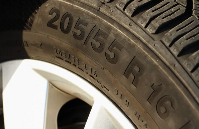 Fogadjuk el, a Kumho jó, az Auto Bild gumitesztjén első lett