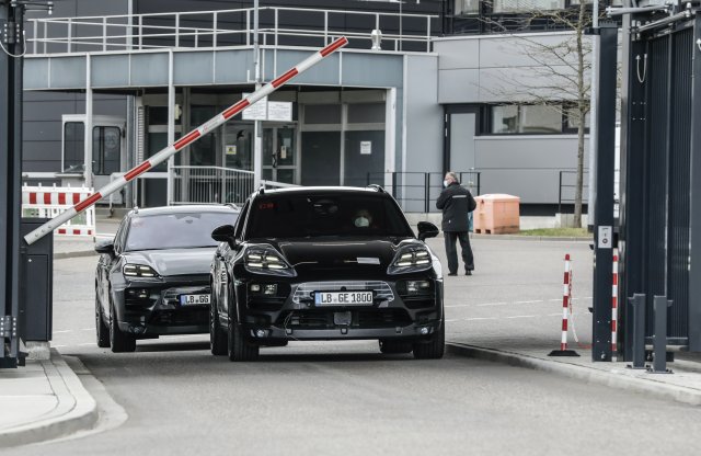 Már élesben is tesztelik az elektromos Porsche crossovert