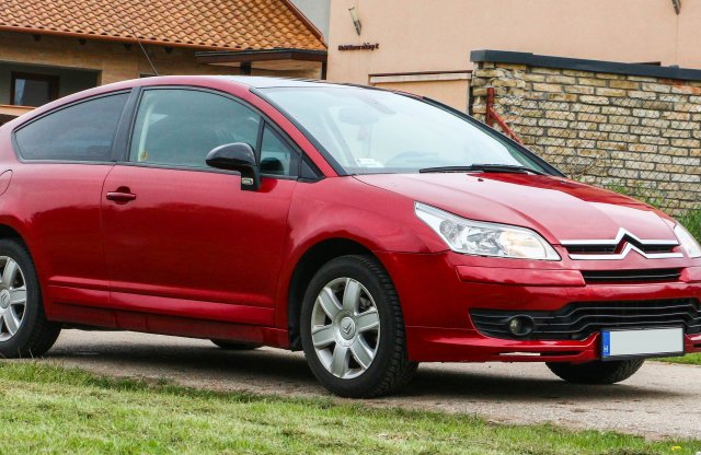 Audi helyett franciát? – Citroën C4 1.4 Coupé 2006 használtteszt