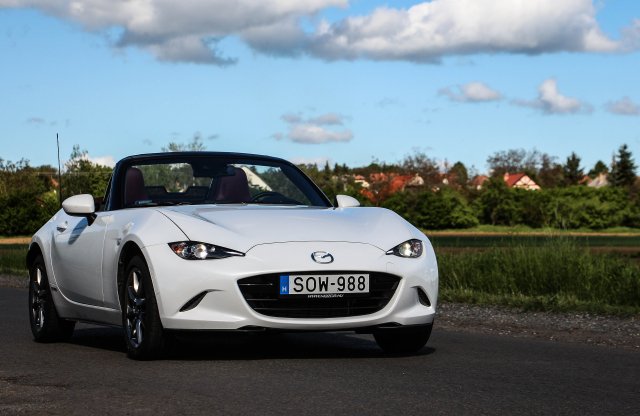 Játékot a születésnapra! – Mazda MX-5 G132 Edition 100 teszt