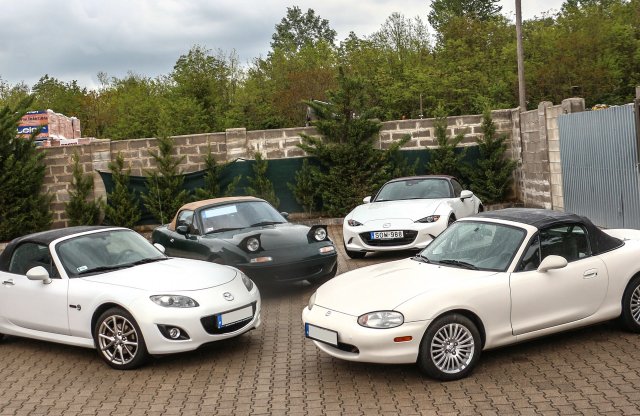 Hogy melyik a legjobb MX-5? Itt az összes, most kiderül!