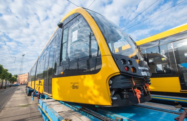 Ingyenes tömegközlekedés a szomszédban