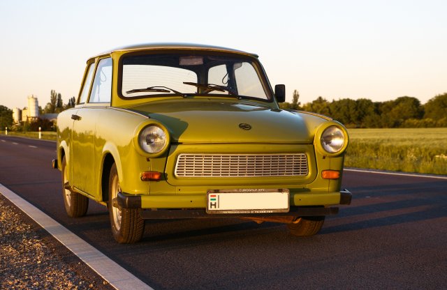 Napi rohangálós kétütemű? Íme! Trabant 601 S 1988 használtteszt