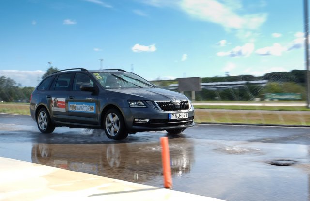 Veszélyes  a téli gumi, de  a nyári se mindegy, hogy milyen!